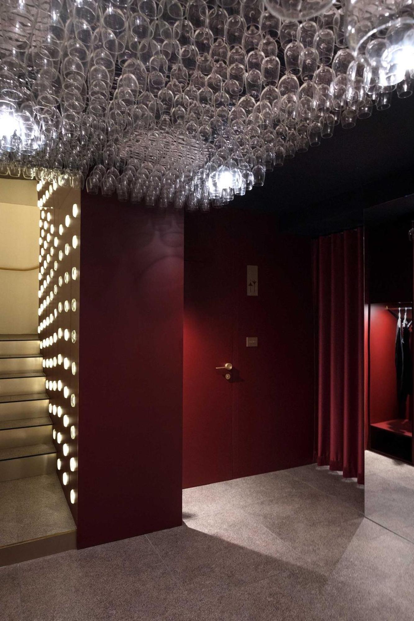 Hotel Kunst Krsko Bagian luar foto